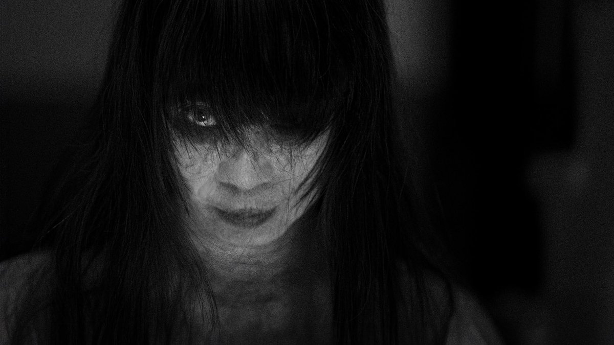 bobcooley's tweet image. pǝɥɔʇıʍǝᙠ 
#FujiXT3
130mm-1/60th@ƒ1.8-ISO200

#grain #customfilter #eye #horror #spooky #halloween #happyhalloween #documentary #photojournalism #streetphotography #Fujifilm #BlackandWhite #GreenwichVillage #WestVillage #bnw #viltrox #viltrox85mm #darkroom #FujifilmX_US #NYC