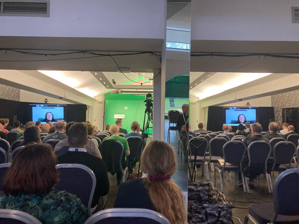 @sophiebrodie99 I spoke for the motion on Conflicts of Interest, declaring my interest as both the seconder (proposed by @iainmclarty on behalf of @GlasgowGreens!) and as the incoming Internal Elections Officer. A pal took this pic from the hall, when I was in my pj's on my couch 😂 #SGPConf