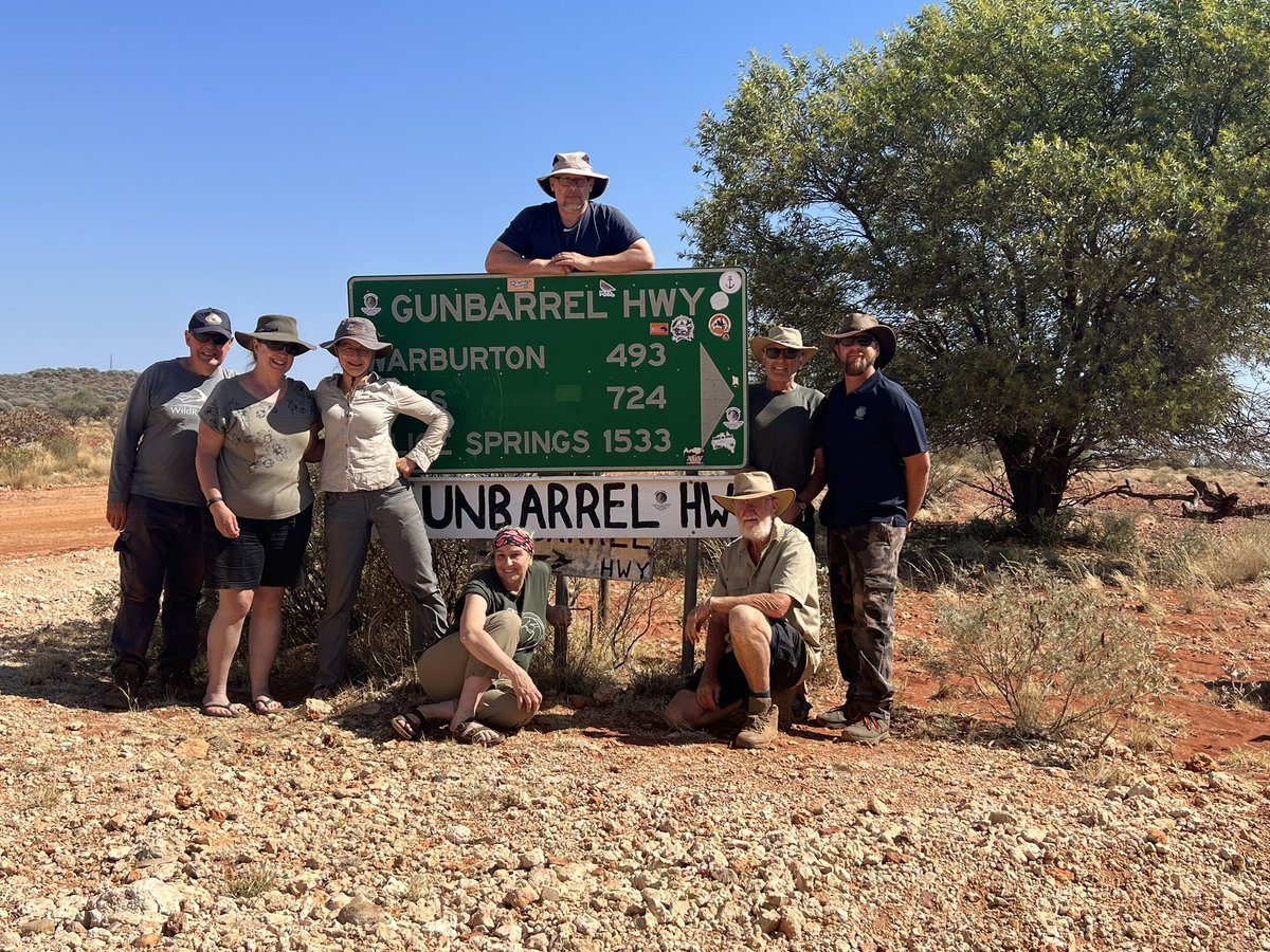 Neilham2007's tweet photo. A big thank you again to all the GBVolunteers @NightParrotWA Starting off with the Two-way school science. Then continuing the desert biodiversity surveys. See you all back again in 2023. #Research #Twowayscience #volunteers #Biodiversity #birding #banding #desert 🦜🦇🕷️🦅🦎🕷️👀 https://t.co/JCtqkKTDa3