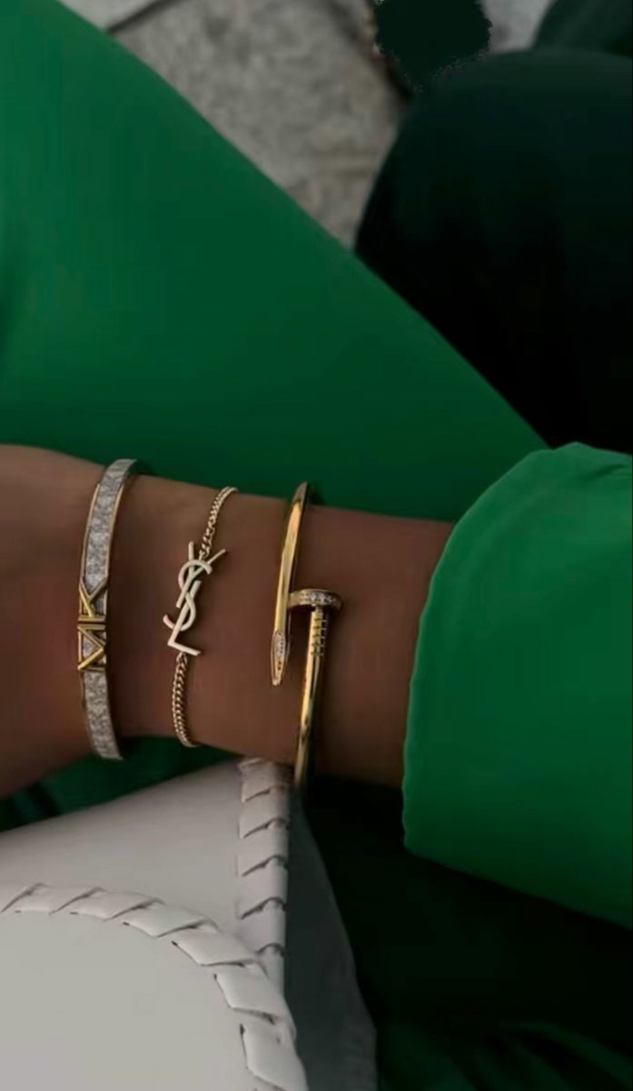 Bracelet