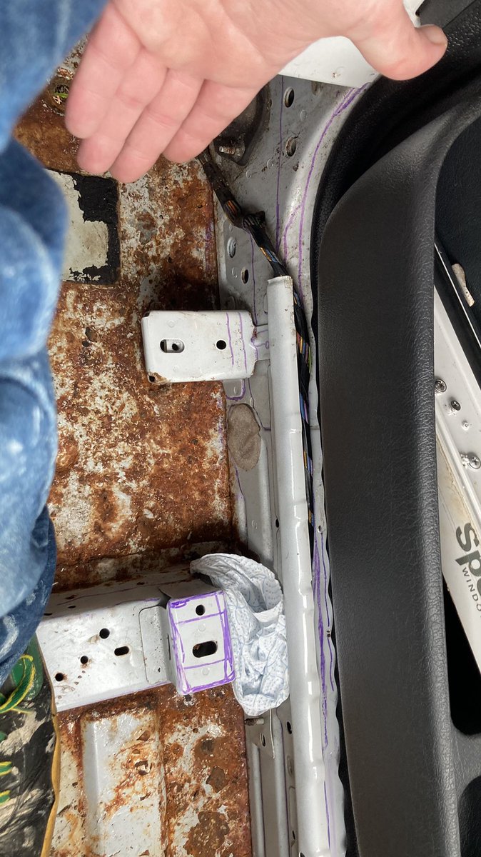 TheTatmobile's tweet photo. …as for the back of the footwell…um…somewhere? https://t.co/H1V0qBV4bH