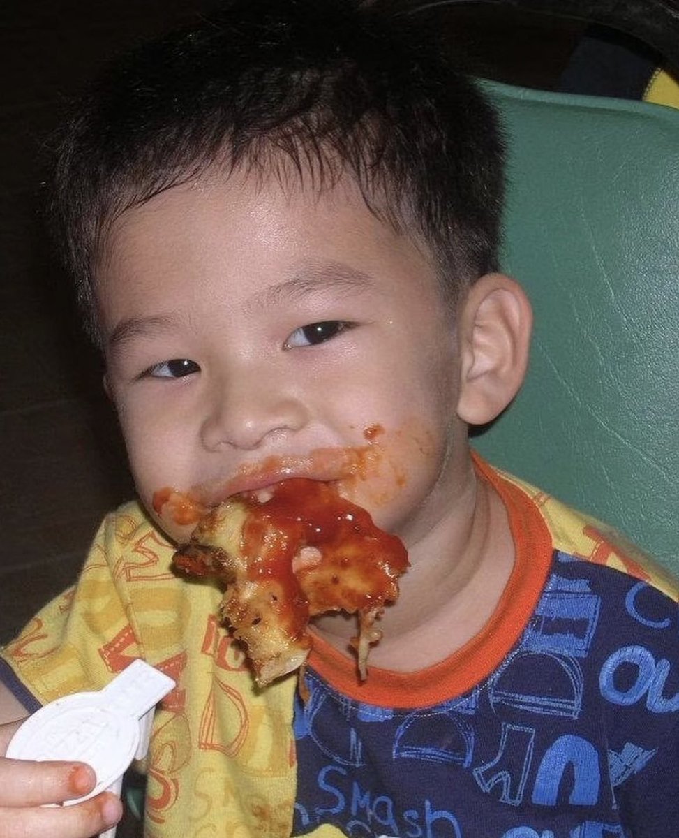 mamaluvnex's tweet photo. พี่หมวยกินไยอะแบ่งหนุกินมั่งจิ😄 https://t.co/3avEfFMj4s