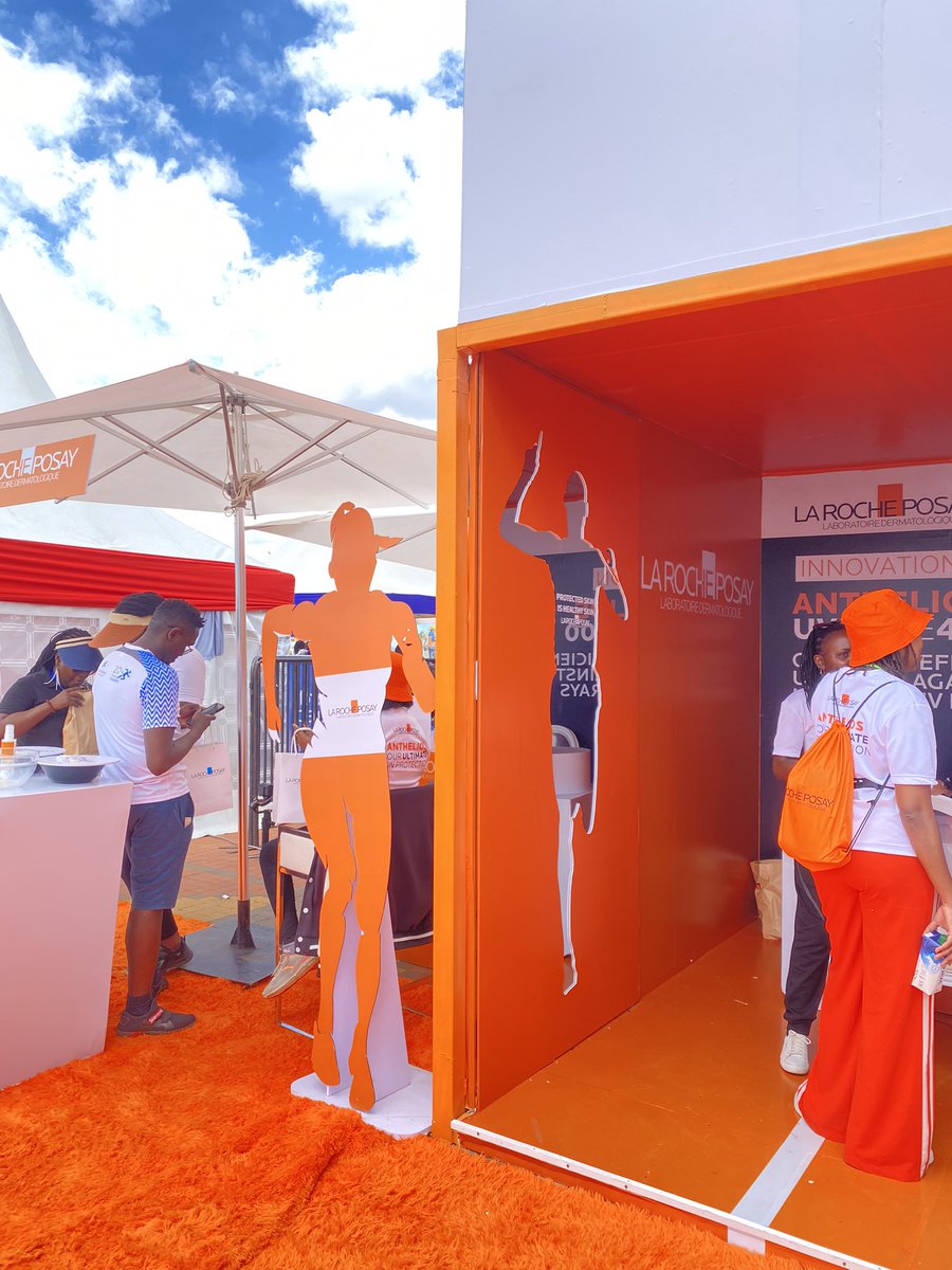 DiscmenEnt_'s tweet photo. For the #StanChartNairobiMarathon we designed a @LaRochePosayUSA Popup that looked like a life-sized anthelios sunscreen. To highlight the running elements, we put up a cutout runner as well as a selfie mirror in the shape of running man.
Popup experience; Discmen Ent
#DiscmenEnt https://t.co/6TbAbnJGqo