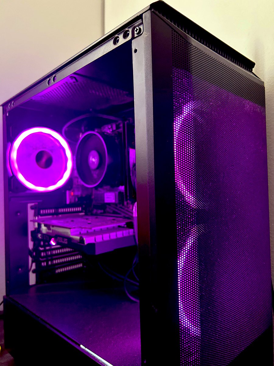OUTsurance_wz's tweet photo. Gaming PC for sale , Whatsapp me for more info if you interested -
063 779 5274
RT will be Appreciated 🙏🏽 https://t.co/6E15io4og4