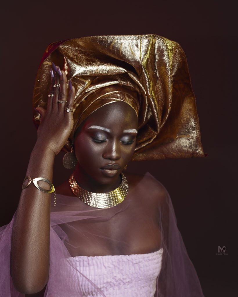 mullerpixels's tweet photo. ❤️ A Beautiful Creature❤️
#mullerstudio #beauty #beautiful #explorepage #explore #skin #photography #nigeriaphotographer #nigeriaphotography #grading https://t.co/tWuFqdJBlS