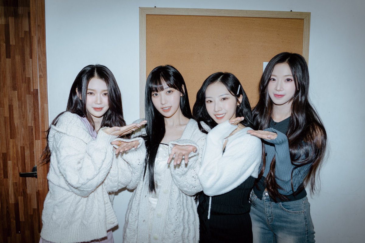 F9mww6baQAAYA-U?format=jpg&name=medium