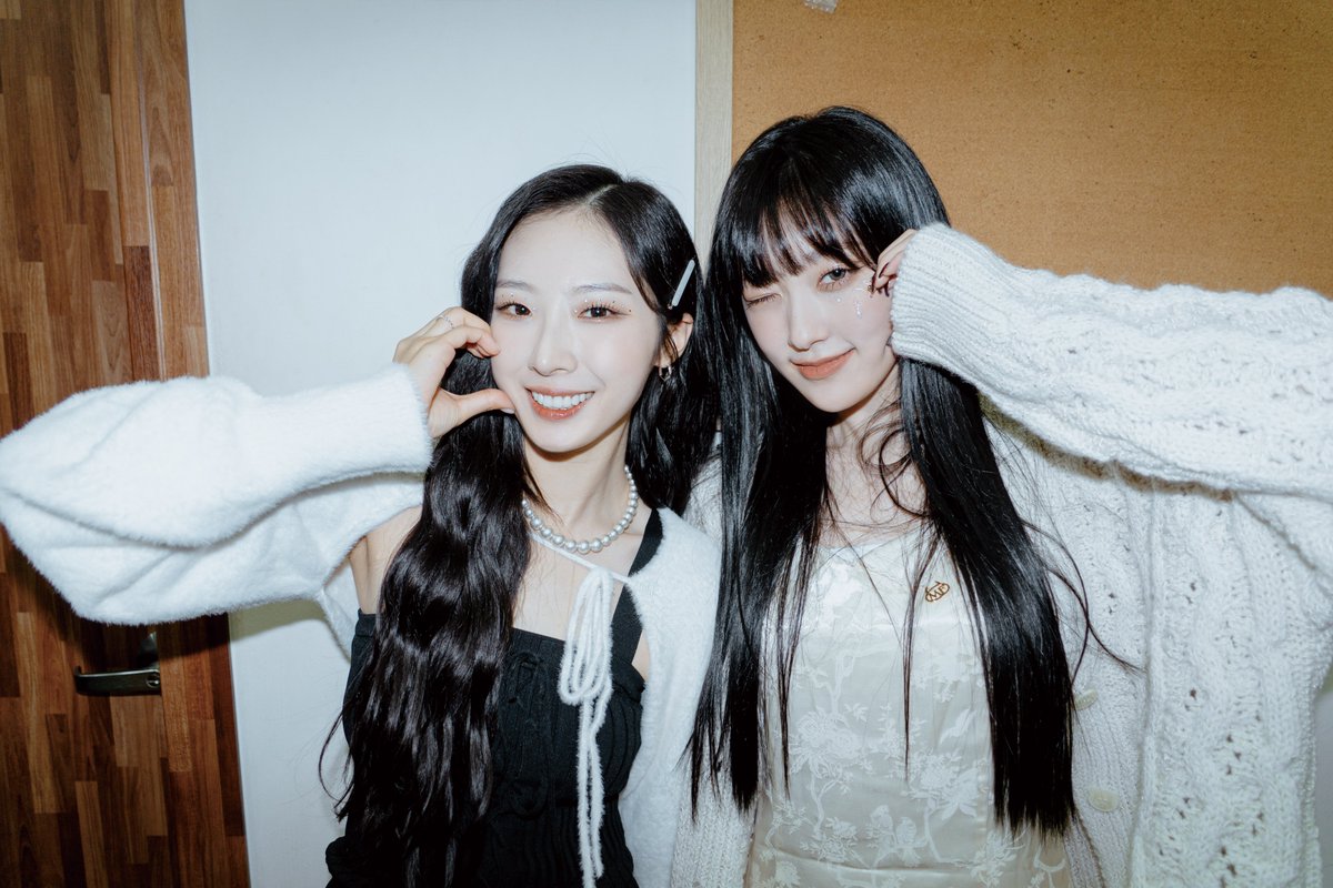 F9mww6sbAAAuMfW?format=jpg&name=medium