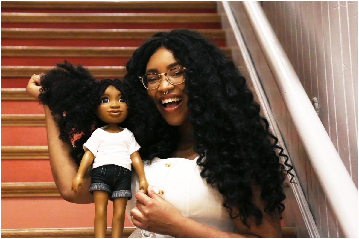 shinemycrown's tweet image. Woman Creates Black Dolls With Real Human Hair That Can Be Washed, Braided And Styled shinemycrown.com/woman-creates-… #News #Blackchildren #Blackdolls #HealthyRootsDolls