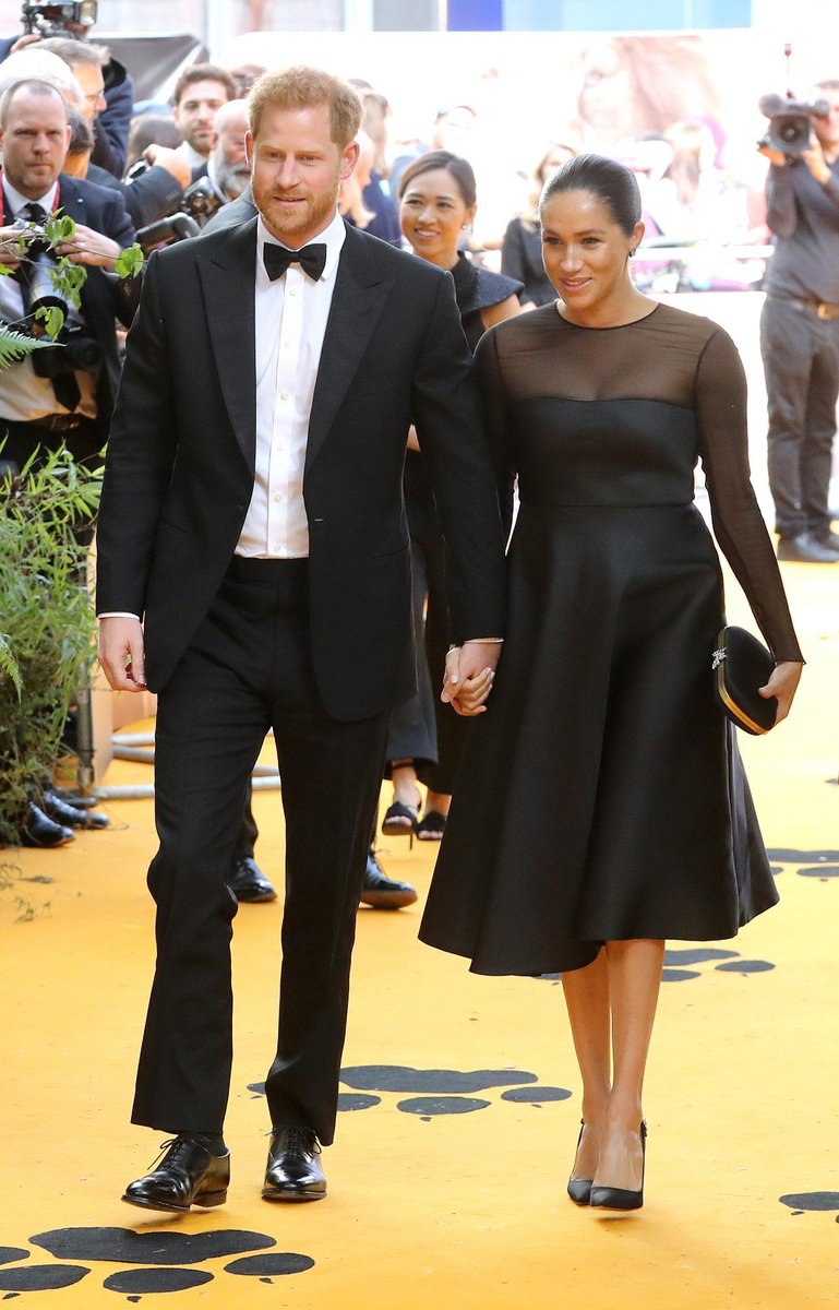 badmom46773791's tweet photo. @danielniendiek1 Every time William sees Meghan, it`s a reminder of Harry upping him and his failure of selecting a woman who is The List.
#SheIsTheList https://t.co/NL1xJYjDYG