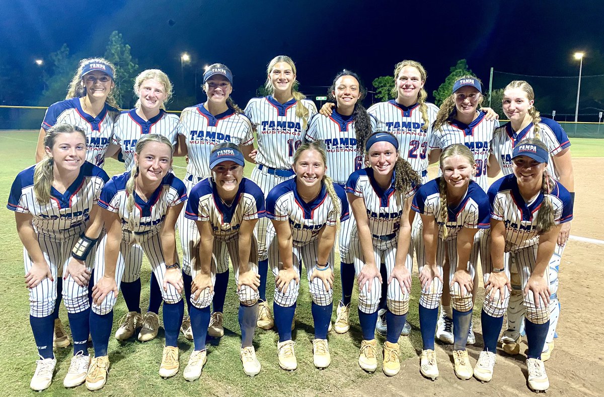 Finished the day 4-0 and #1 in our pool at Team 1 Connect against some strong competition.  <a href="/Team1_fastpitch/">Team 1 Fastpitch</a>