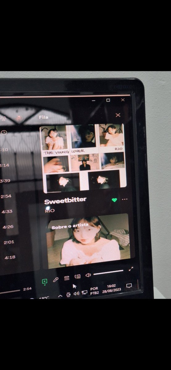 sah_studies's tweet image. apresentação!
       ★
-15 anos
- 9° ano!
-foco/ faetec!!
- música, história e livros!
-quero me motivar mais a estudar!!