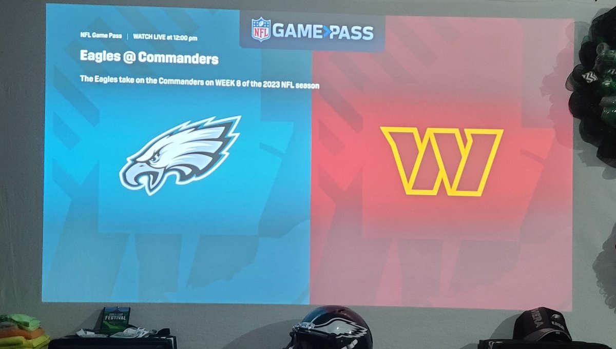 Another week in the #RoxmannCave #FlyEaglesFly