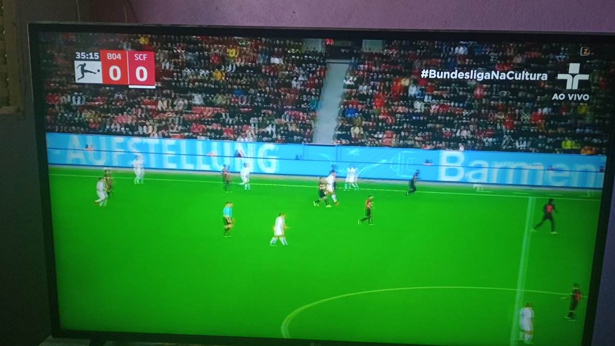 Marcelo77016207's tweet photo. #bundesligaNaCultura vai saí um gol agora https://t.co/5AlY4NEQaw