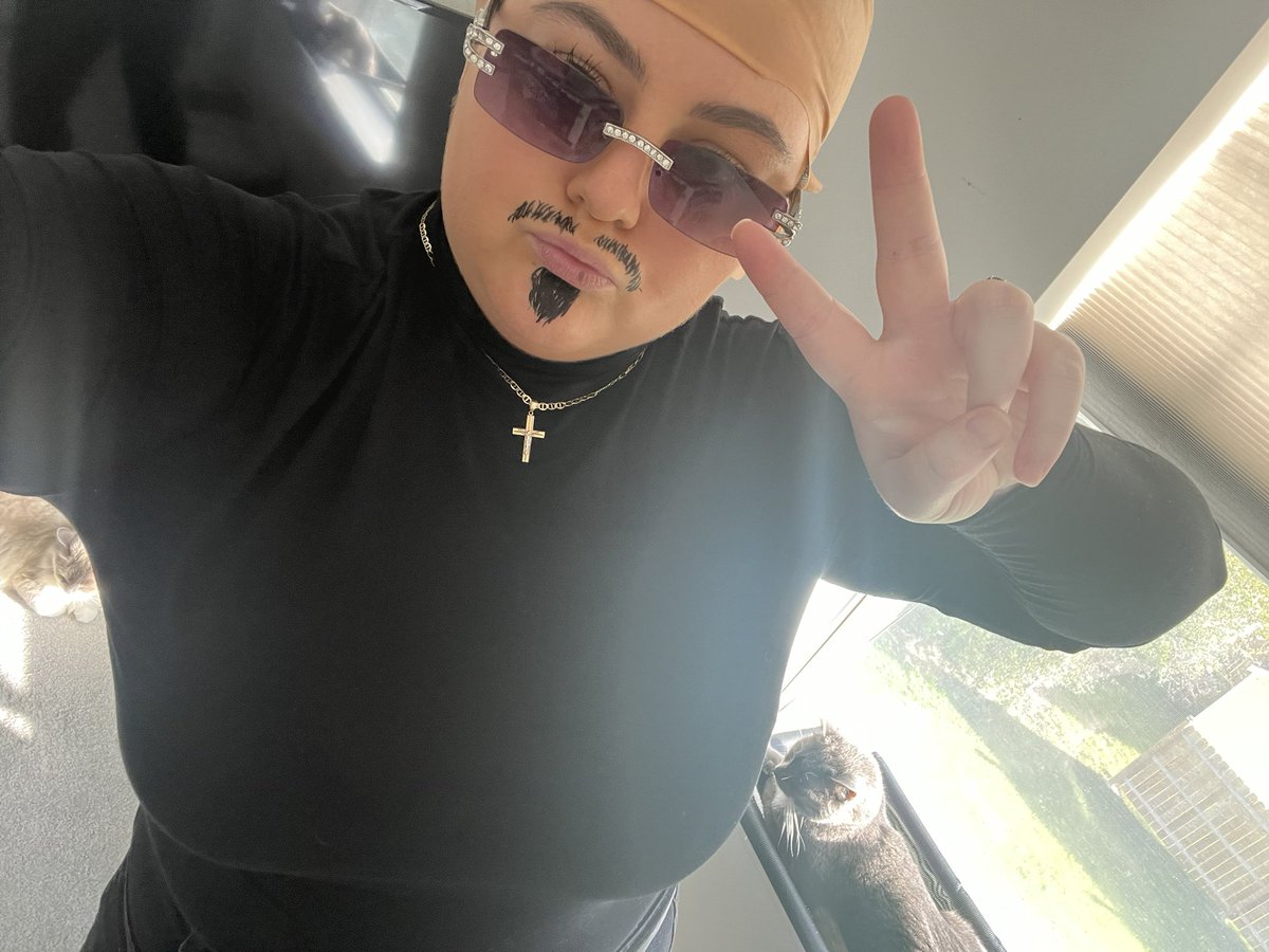 JennaSharrow's tweet photo. sex appeal #MrWorldwide #Pitbull #DaleMami https://t.co/Y9xJTqDF5p