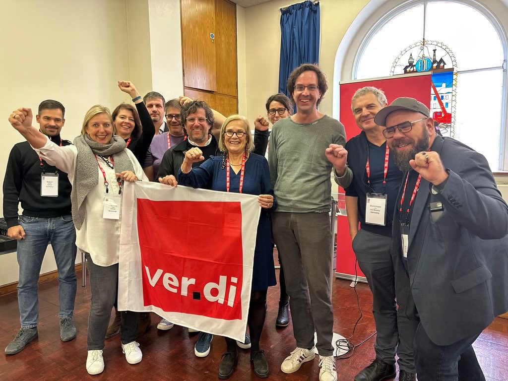 With my friends from ⁦@_verdi⁩ at the Summit to #MakeAmazonPay. Bringing international solidarity to the fight to builds unions across the globe…