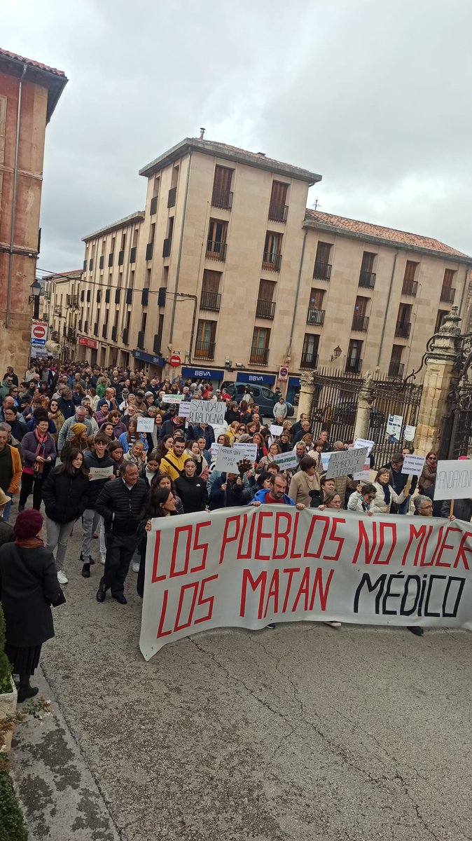 YaMedico's tweet photo. !Que bonita Sigüenza esta mañana! https://t.co/e4rwEJqumd