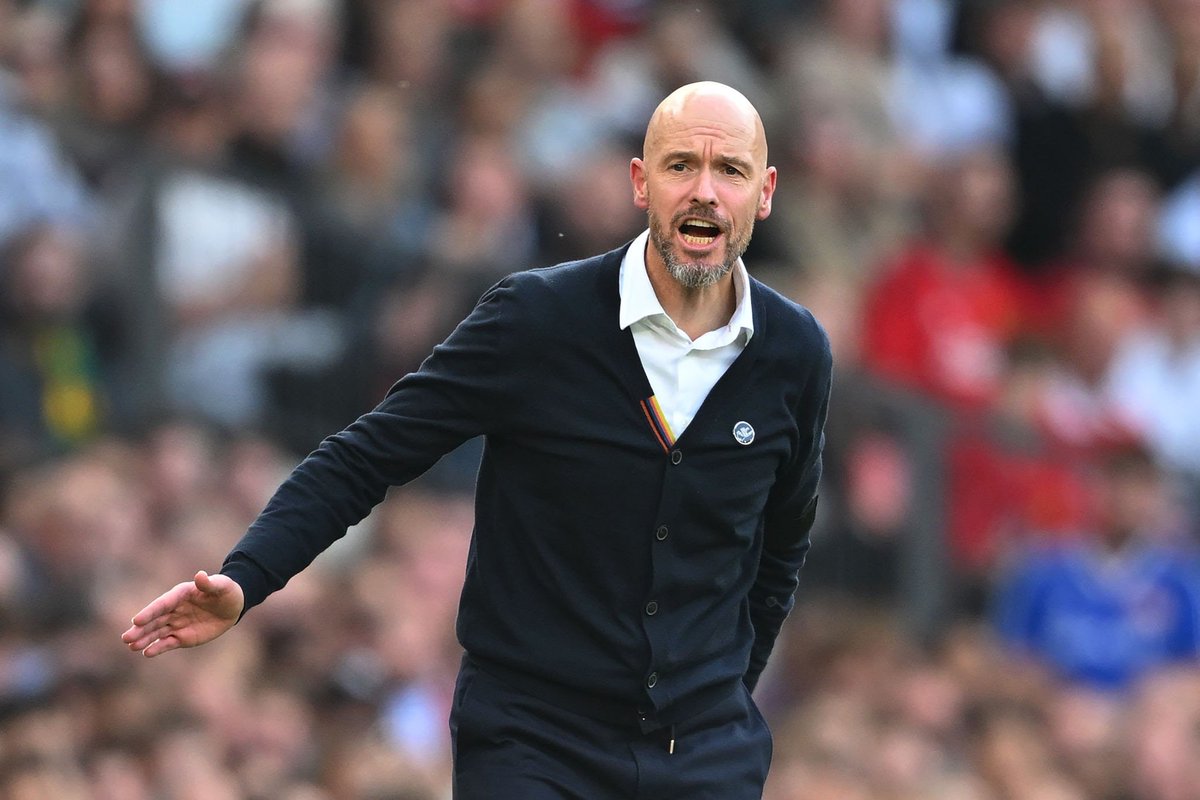 Ten Hag is losing the plot here:
- Hojlund off before Rashford
- Amrabat off, and McTominay at 6
- Bruno still being started at RW
- Signs Mason Mount, then doesn't play him ahead of McTominay/Eriksen in a game you need legs.
- Subs are just shocking.
- Lindelof playing over…
