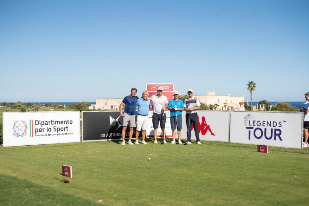 FederGolf's tweet photo. 📍 Sergio Melpignano Senior Italian Open, #ItalianProTour
A vincere la Pro-Am di chiusura è stata (con 50) la squadra condotta da 🏴 #McIntosh e 🏴 #Raitt con gli amateur G. A. #DiMatteo, #Monachino e N. #DiMatteo.
Continua nei commenti 👇 https://t.co/y0w8FfOCup