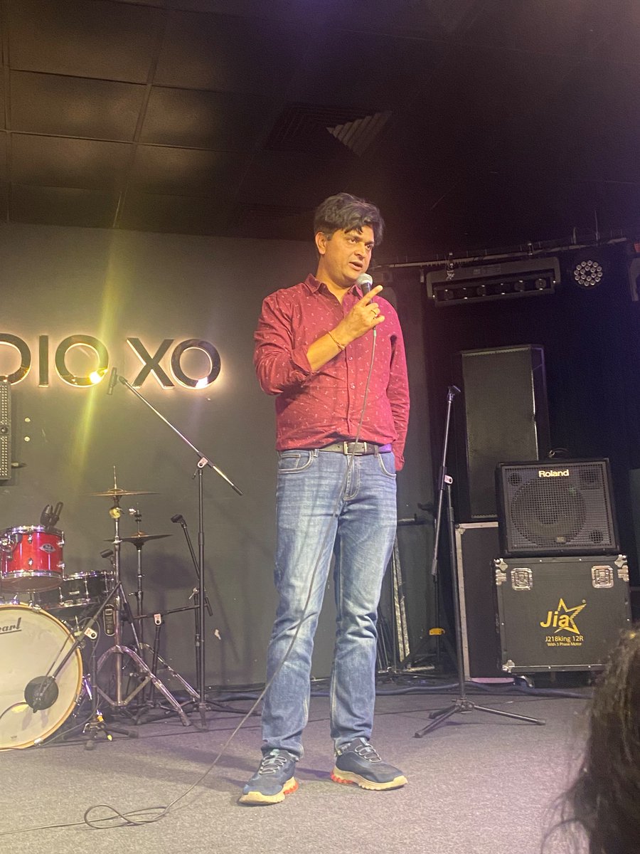 meghna_jain7's tweet photo. I generally don’t use my X account but today I login to just say you thank you so much for wonderful show 😇🙌🙏@HumorouslyVipul I never laughed approx 1.5 hours continuously….hats-off to your witty humour…#Gurgaon #StudioXo @anuj_vyas #BigFanOfStandupComdedy♥️ https://t.co/z88rHkpEk9