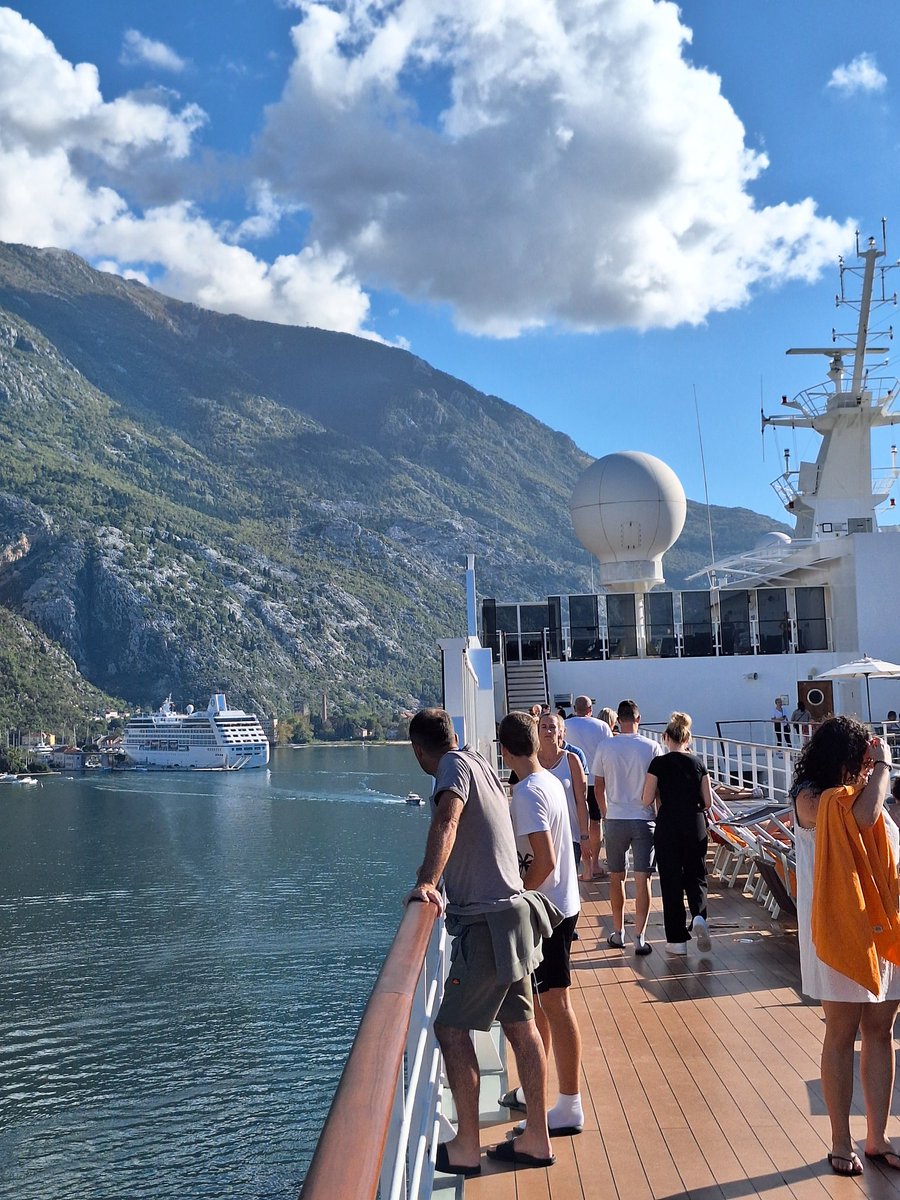 RossAndDean's tweet image. One of the best European sail-ins has to be Kotor 😍🛳🇲🇪
#Travel #Cruise #MSCCruise
