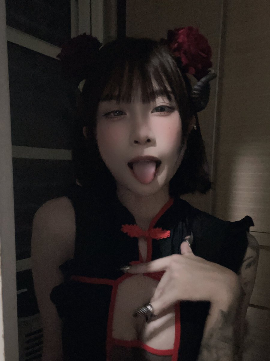 萬聖節快樂🎃 https://t.co/t4XsESVnPS