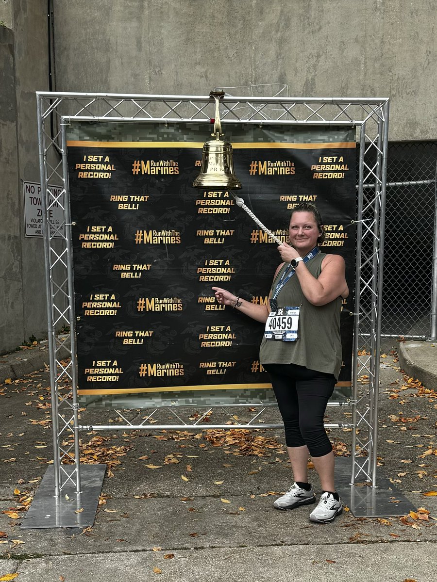 BusEdFun4U's tweet image. I did it! I ran the Marine Corps Marathon 10K! I even ran my personal best 5K TWICE IN A ROW for a new 10K PR! 🏃🏼‍♀️