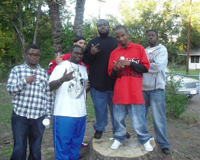 BraxtonMonroe25's tweet image. On this day 13 years ago, six young men entered the world of blu and white as brothers. Happy ΣΙΓΜΑversary to my Lbs. I love y’all Erick D. Stevenson Broderick Harrison Luis R. Correa Nebot Emzy Jarrett I love my brothers. #Fall2K10 #EpsilonZeta #BluPhi 13 years strong. 🕊️🕊️🕊️