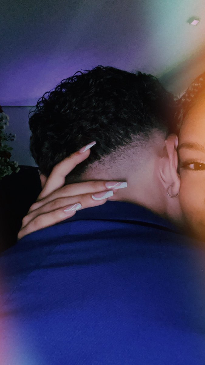 dnevxs's tweet photo. lindos a gente combinando. https://t.co/IcnMEDcKje