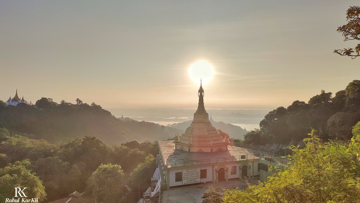 Rahul_Gonzalez7's tweet photo. For each morning let there be flow of love,let there be light of Happiness in every direction! Have a good day to all

 #Mobilephotography #landscape
#Nature #NaturalBeauty #naturelovers  #wanderlust #traveldestination  #travelinspiration #landscapephotography #landscapelovers https://t.co/rXe7rLLWpl