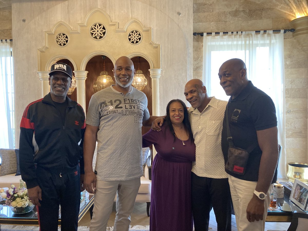 About This Weekend In Saudi Arabia, Lunch at the palace of ⁦@Turki_alalshikh⁩ with ⁦@MikeSpinksjinx⁩ Lennox Lewis ⁦@MikeTyson⁩ ⁦@frankbrunoboxer⁩ ⁦@RiyadhSeason⁩ #furyngannu #riyadhseason