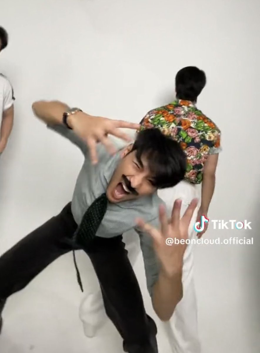 ApoNattawinofc's tweet photo. อ้ายมา…. 🔥

@Nnattawin1 
#Nnattawin #BeOnCloudCountDownParty 
TikTok : @beoncloud_th https://t.co/a0BSd1LpRk
