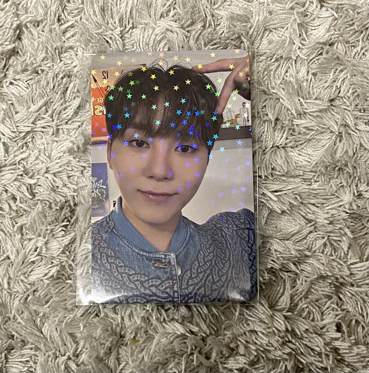TMKKMT8's tweet photo. SEVENTEEN セブチ交換
SEVENTEENTH HEAVEN 
トレカ交換　wevers特典

［譲］スングァン

［求］画像2💗エスクプス

同日発送📮又は大阪手渡し希望

#SEVENTEEN_HEAVEN 
#SEVENTEENトレカ交換 
#セブチトレカ交換 https://t.co/dZnYkBR5KT