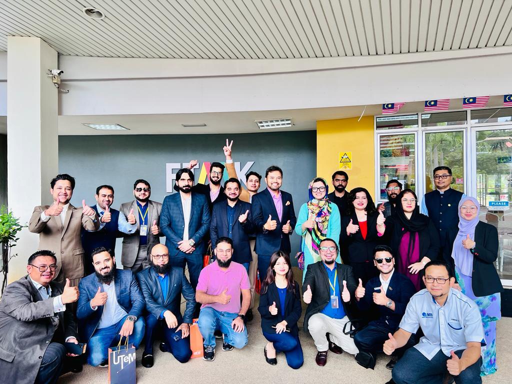 paktechforum_'s tweet image. In an atmosphere of knowledge sharing, we explored how Pakistan and Malaysia can collaborate for mutual benefit. The synergy between our educational and workforce sectors promises a bright future of innovation and progress.

#TechInnovation #MelakaUITM #PakistanTechForum #PTF