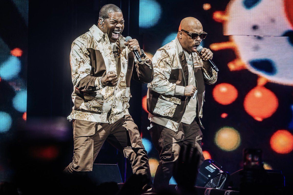 rizek2's tweet photo. Vynikající @BustaRhymes v @o2arenapraha 🔥

#bustarhymes https://t.co/G0wUY3h3dt
