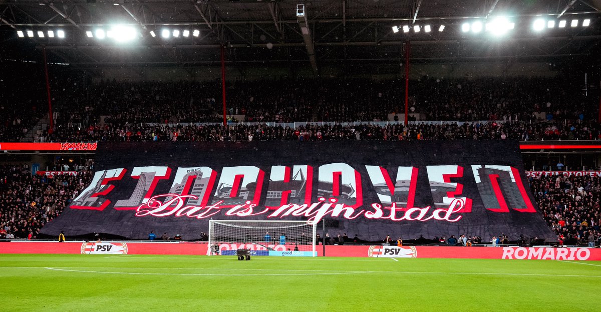 PSV's tweet photo. Eindhoven, dat is mijn stad! ❤️🤍

#PSVAJA https://t.co/GHVESq1wNC