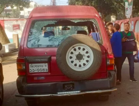 ইটনার ইউএনও এর গাড়ীতে হামলা