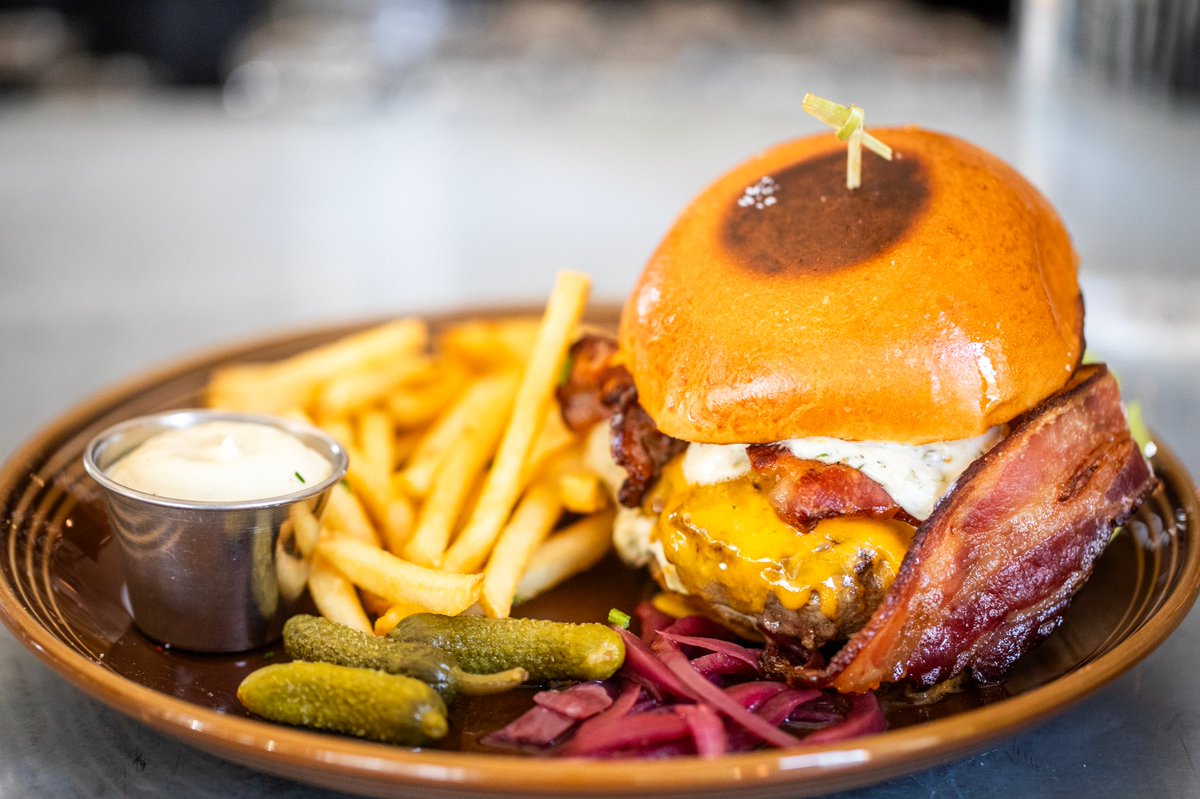 thomashawk's tweet photo. Pro tip life hack.  If you put bacon and an egg on your burger you can have it for breakfast. https://t.co/Uw4IFDQEdS
