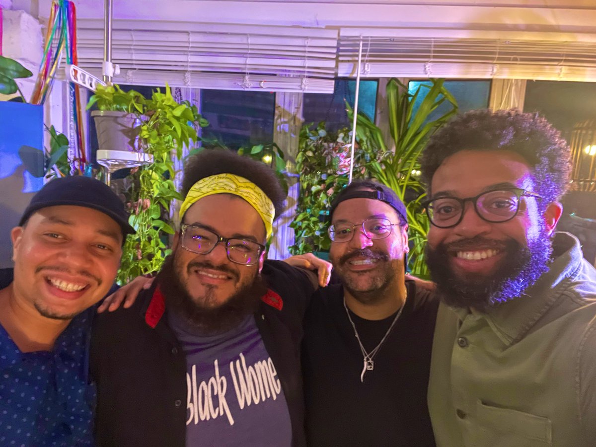 BlackCatrachoBK's tweet photo. Thank you to Dr. James Padilioni for conjuring this Black Queer Studies gathering in the Tri-Co. Looking forward to collectively building/dreaming big Black Queer Presents/Futures at Bryn Mawr, Haverford, & Swarthmore! #BlackQueerStudy https://t.co/W0CQ9n69CD