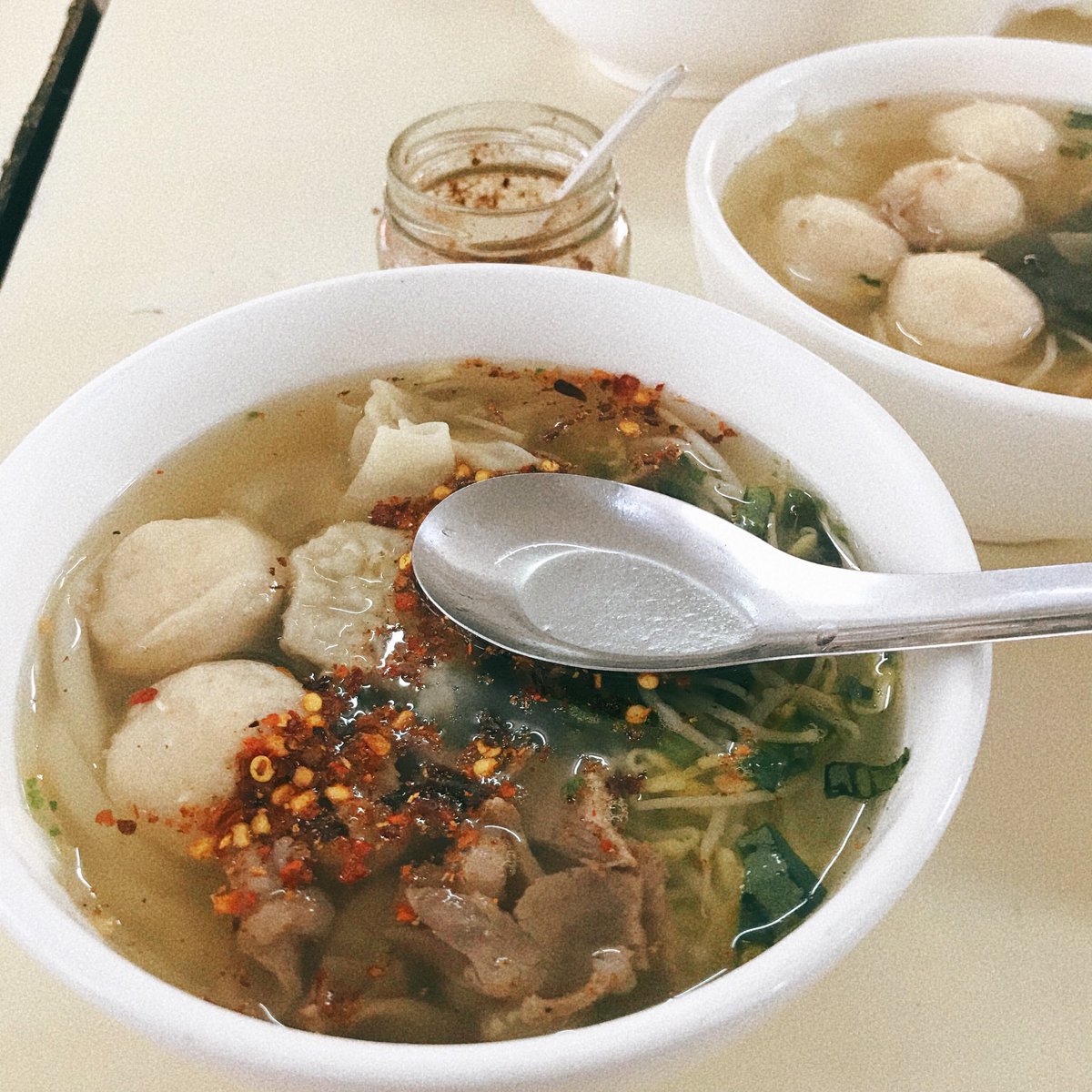 foodamnph's tweet photo. Our fave spot in Cartimar with pork meatball noodle soup (Php95) and mega special (pork wanton, pork meatball and sirloin beef) (Php100). Soup is unlimited! :)
(9/10)
#Cartimar #saigonvietnamesenoodles #foodamnph #foodamn #foodamnphilippines #foodamphilippinesgoestopasay https://t.co/EAa1v3JB8D