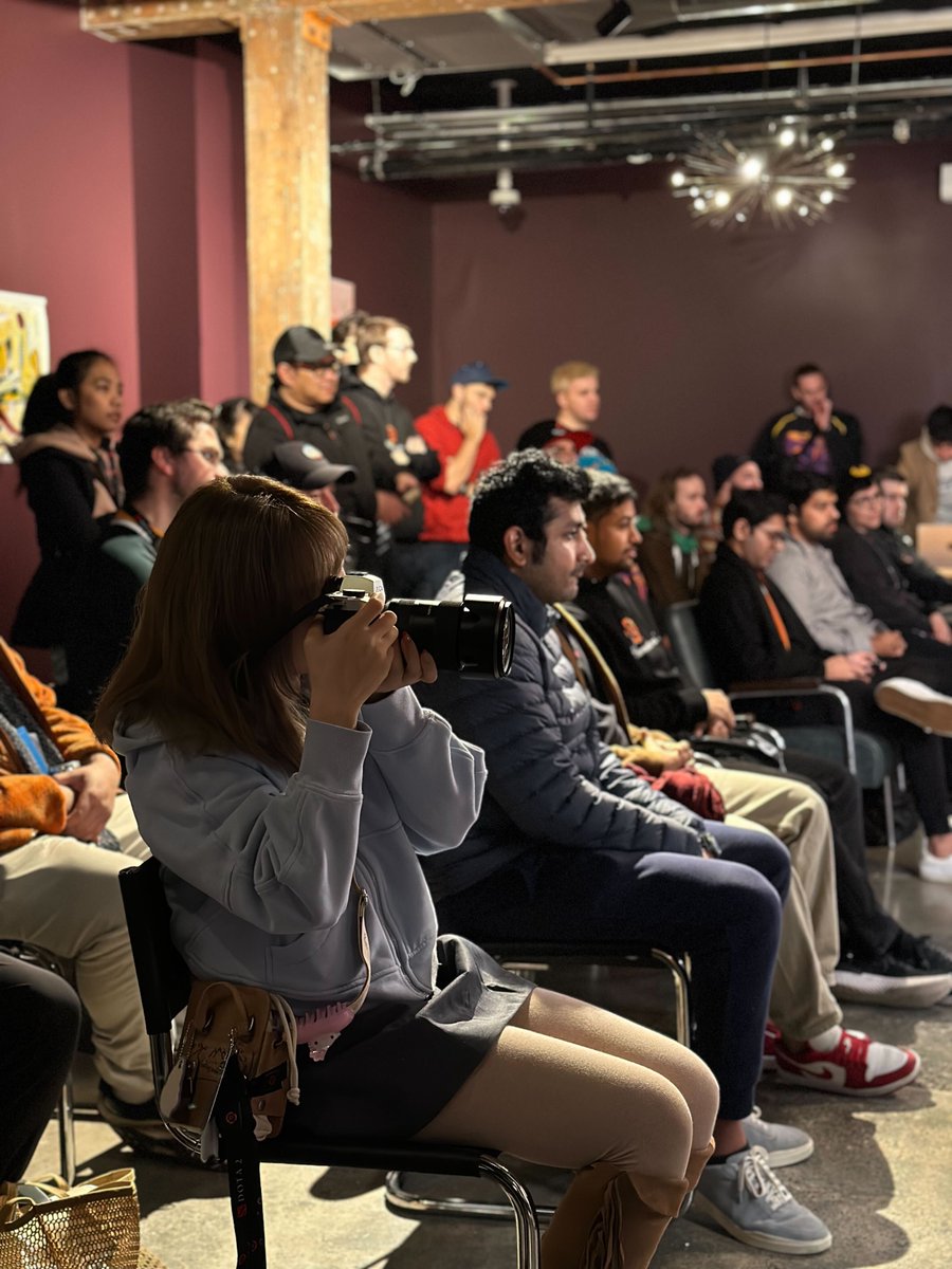 Start Finals Day the right way with the Monkey Business Show Live 🐒

The first FIVE people in line at Labour Temple will win arena tickets if you have not yet got one 🎟️

Didn't make the top five? Simply being in the audience gives you the chance to win a Secretlab chair signed