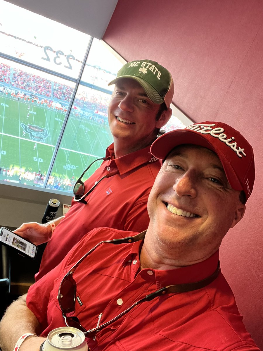 Homecoming weekend was great. Starting with Red and White Party to being in the tunnel when the team takes the field. AND beating Clemson!