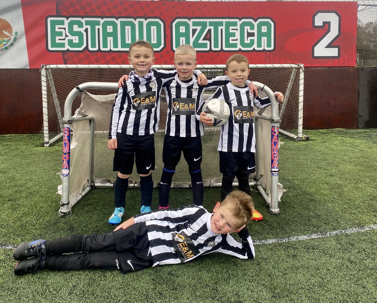 KEYfc2021's tweet photo. Our 2017βs were at Goals this morning playing some absolutely brilliant football in very wet conditions. Their spirits stayed up & they played well in their teams despite the cold wet weather.
Well done guys π€
#kincorthemiratesyouth #halakc #keyfc #youthfootball https://t.co/ZVfN1LfZhl