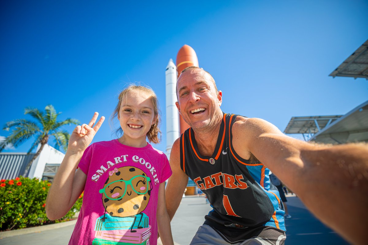 mattschimkus's tweet photo. It's the last weekend of the Brevard County resident discount so Hailey and I went up and checked out some rockets in this beautiful weather!
#space #kennedyspacecenter #perfectweather #daddydaughterday #spaceshuttle #atlantis #321 #florida #rocket #spaceshuttleatlantis https://t.co/hLPWZMd4Ew