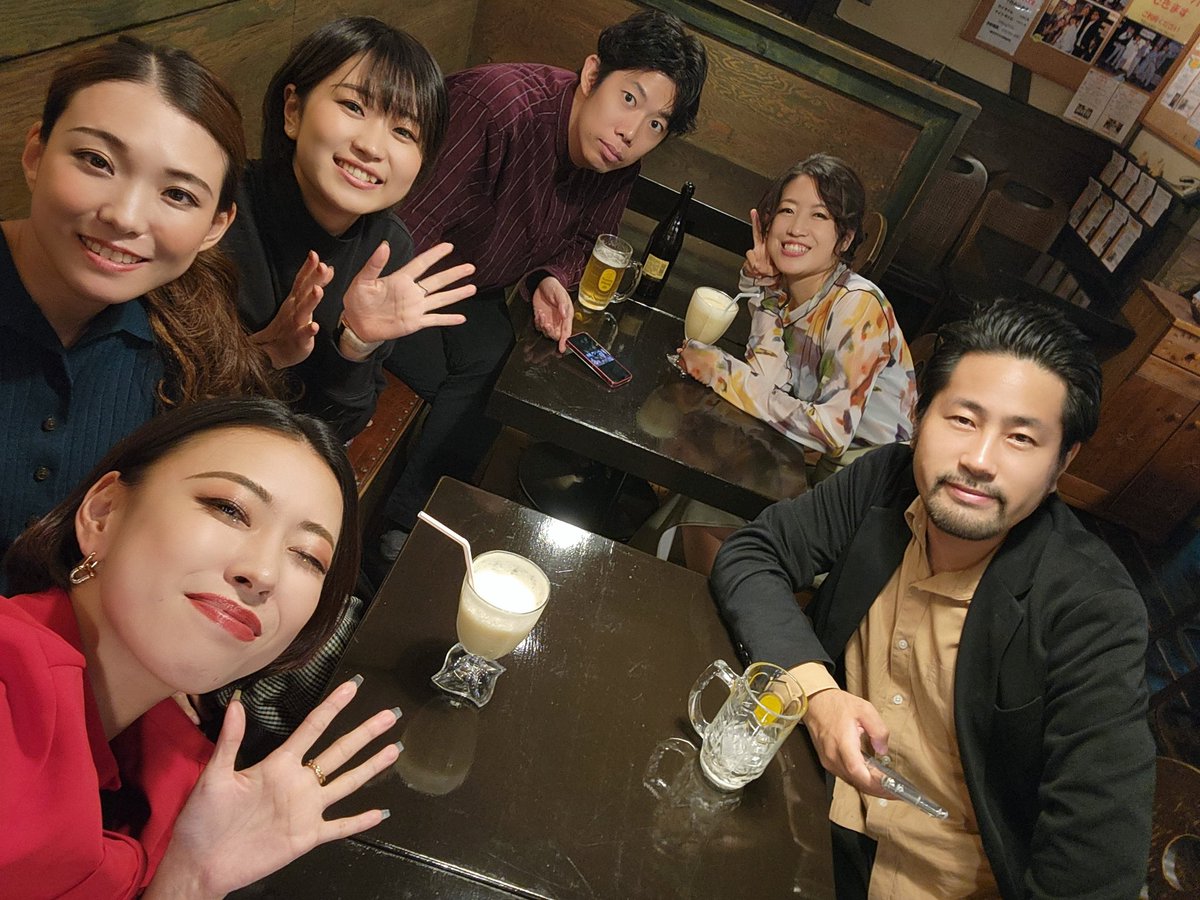 haru__co's tweet photo. #WGOD SWing Villeライブでした😊12年前この場所で歌った曲は不思議なものでその時の感覚が本当に蘇ります✨(当時後ろの壁を見ながらダイアナロスの最後失敗しないように!って思ってました😂)
粘り強くやってきた4人と新たに一緒にやってくれてる2人🎶このメンバー達と久しぶりに歌えて良かったです! https://t.co/MSzDxlu0DL