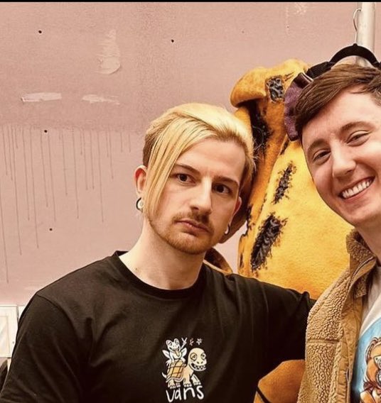 DomHasGun's tweet image. Fnaf movie was pretty good