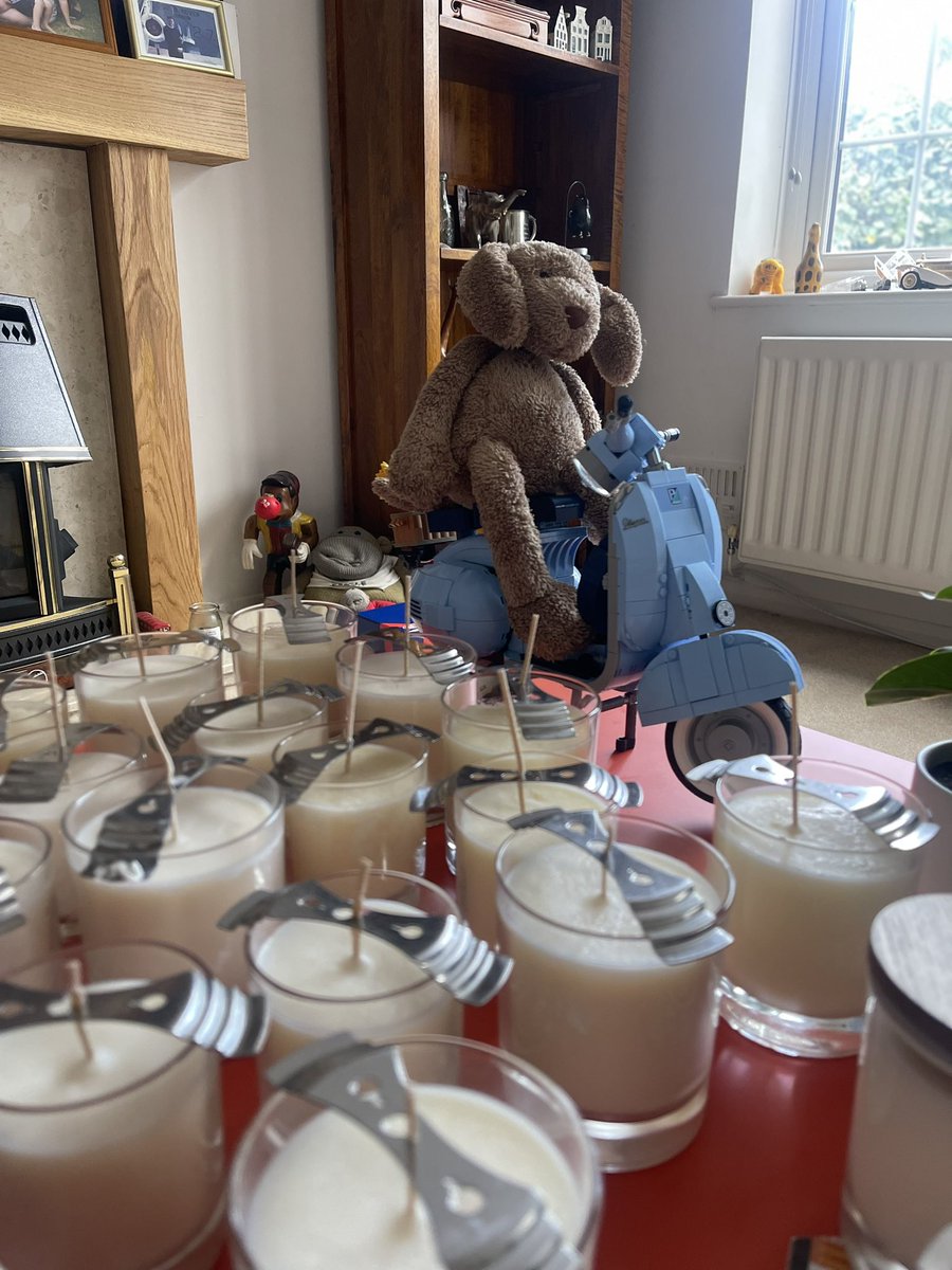 ardeacandle's tweet photo. I’ve got Paddy here to help me with Candle Labelling 🙌 

Lots of orders to dispatch this week, have you got yours yet? 

Head to https://t.co/uNsI5faacL to have a browse and put an order in 😊 https://t.co/3DX3favMKg