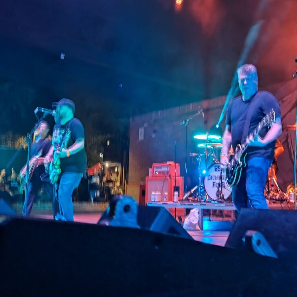 scenepointblank's tweet photo. #D4 @dillingerfour #fest21 https://t.co/MWjAiSUD1J