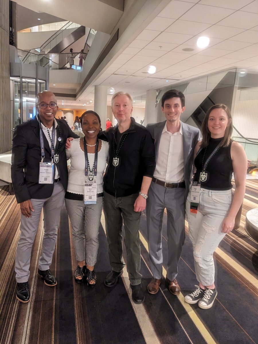 PaigeLaineMoore's tweet image. Look who I ran into at #cswe23!!! Such a great conference with great people!