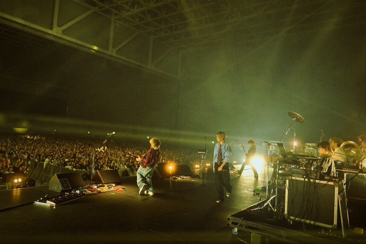 alexandroscrew's tweet photo. 我々はライブ後にボイトレします

群馬とても久々でした
本当にありがとう
GFEST.ありがとう
そして1発目おめでとうございます

次はツアーでお会いしましょう

#ジーフェス
#Alexandros https://t.co/wRQ8jSPJUc