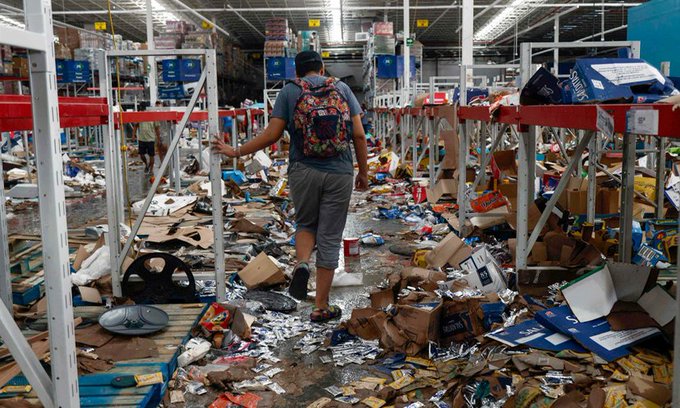 ঘূর্ণিঝড়ের পর লুটপাট থামাতে ১৭ হাজার সেনা-পুলিশ মোতায়েন